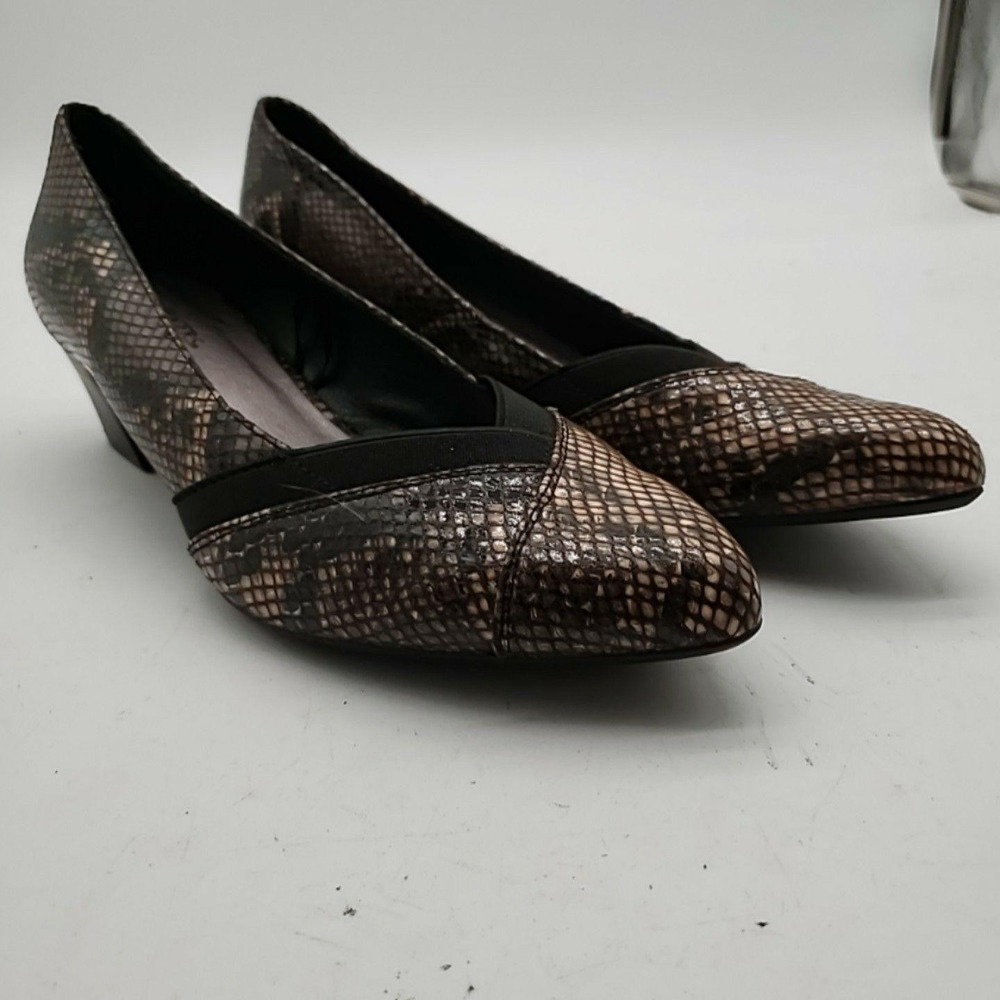 Kim Rogers Omarey Shoes Womens Size 8M Brown Animal Print Slip On Comfort Casual